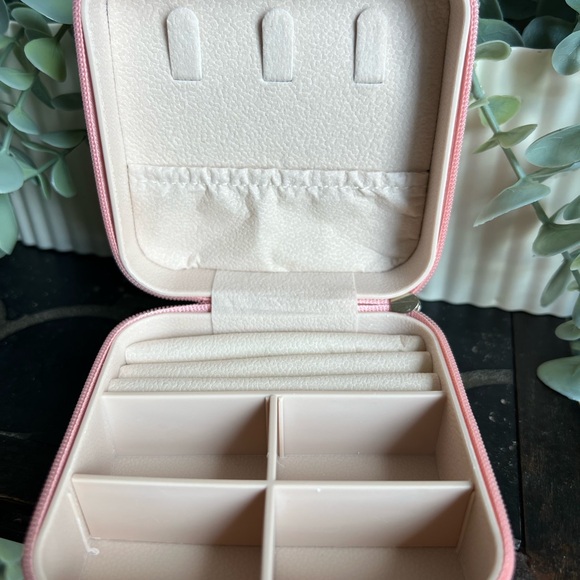 Colorful Tweed Square Jewelry Case - Picture 3 of 4